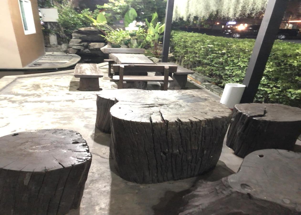 Jirapa Modern Resort Chonburi Extérieur photo