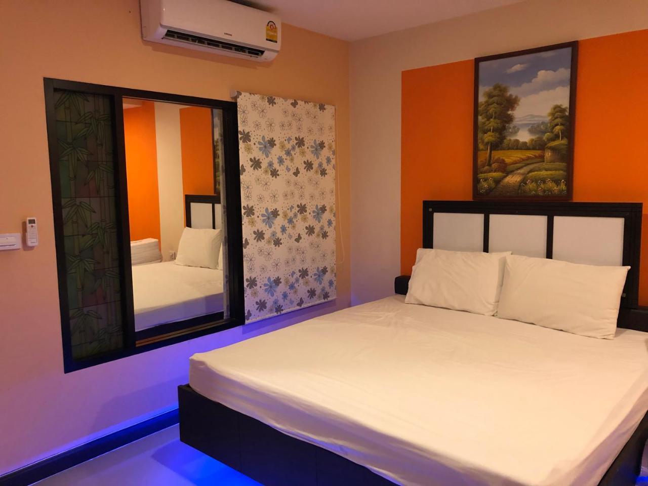 Jirapa Modern Resort Chonburi Extérieur photo
